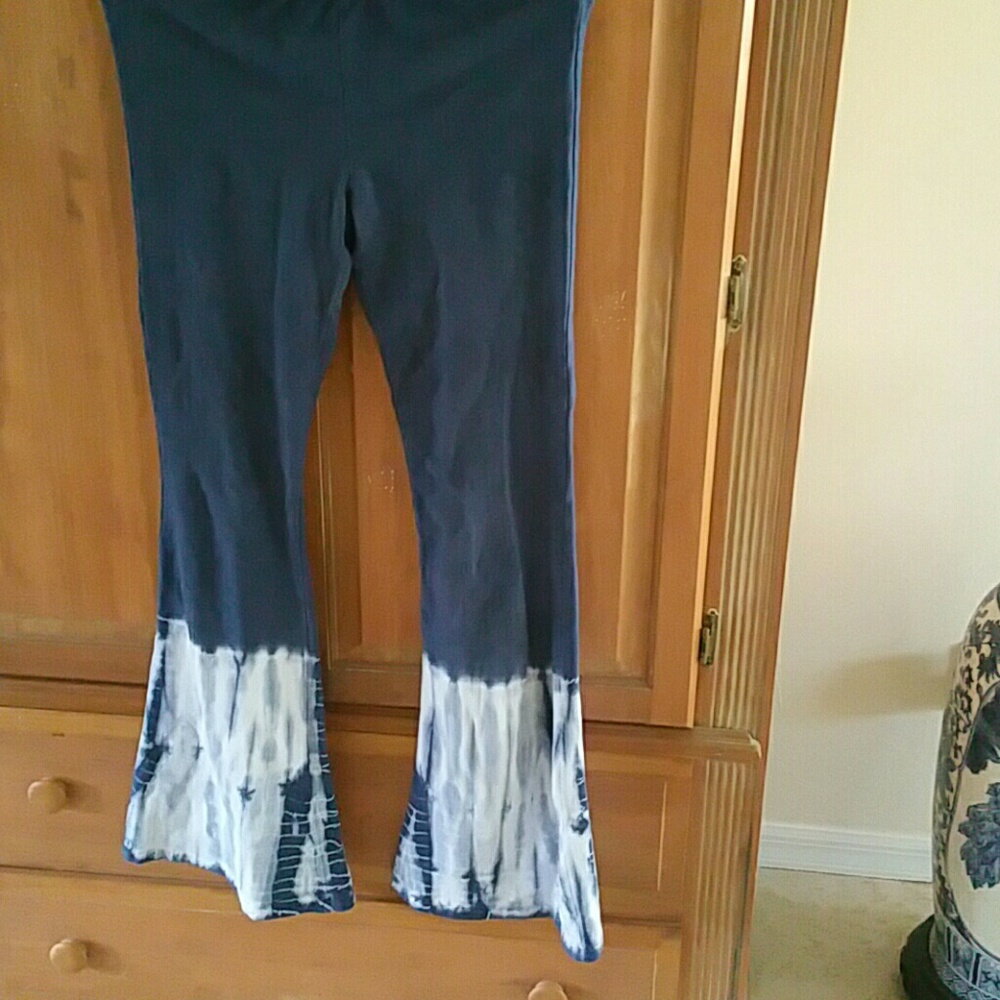 Blue boho leggings .chatoyant  brand. Cotton